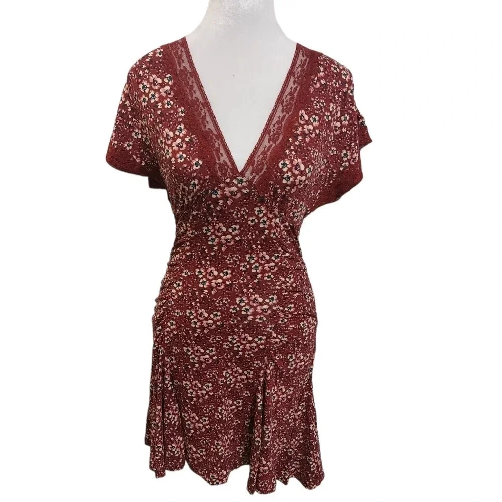 Free People Sweet Talker red Floral lace Boho Cottagecore 90s Mini Dress Size XS - Picture 5 of 16